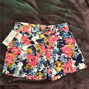 Isaac Mizrahi floral tailored shorts size 4